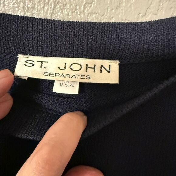 St. John Vintage Navy Blue Knit Pleated Skirt - Picture 5 of 5